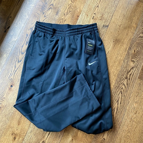 Nike Other - Women’s Nike Therma Sweatpants